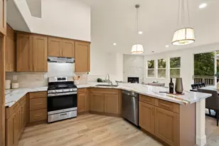 3947 Heathrow Ln, El Dorado Hills, CA 95762 - Photo 17