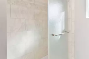 526 Redwood Ave, Sacramento, CA 95815 - Photo 21