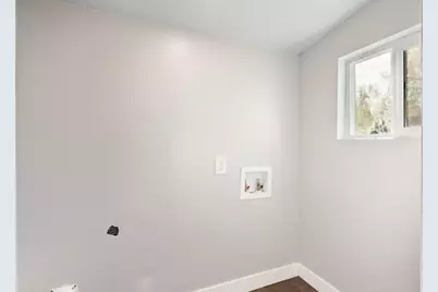 526 Redwood Avenue, Sacramento, CA 95815 - Photo 17