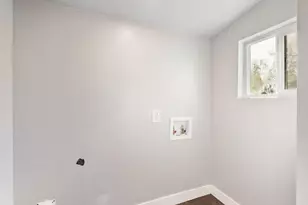 526 Redwood Ave, Sacramento, CA 95815 - Photo 17