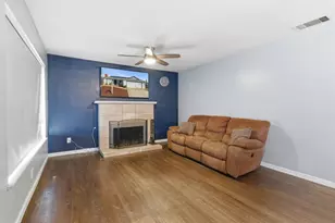 2111 Berg Ave, Sacramento, CA 95822 - Photo 7