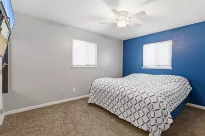 2111 Berg Avenue, Sacramento, CA 95822 - Photo 27