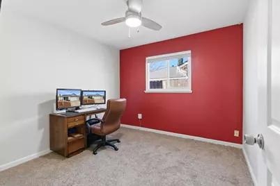 2111 Berg Avenue, Sacramento, CA 95822 - Photo 23