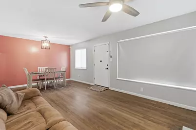 2111 Berg Avenue, Sacramento, CA 95822 - Photo 9