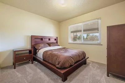 2021 W Louise Avenue, Manteca, CA 95337 - Photo 11
