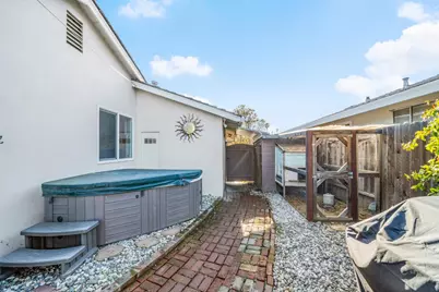 6655 Fordham Way, Sacramento, CA 95831 - Photo 25