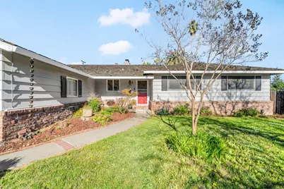 6655 Fordham Way, Sacramento, CA 95831 - Photo 9