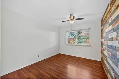 27 Waterfront Court, Sacramento, CA 95831 - Photo 15