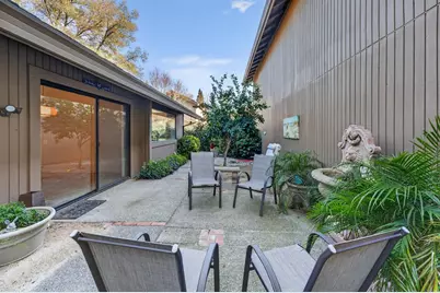 1911 Discovery Village Lane, Gold River, CA 95670 - Photo 3