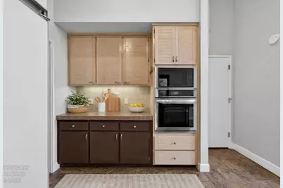 1911 Discovery Village Lane, Gold River, CA 95670 - Photo 9