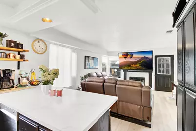 8314 Windwood Way, Elk Grove, CA 95758 - Photo 21