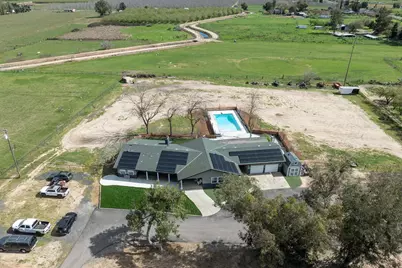 10606 Pioneer Avenue, Oakdale, CA 95361 - Photo 7