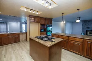 10606 Pioneer Ave, Oakdale, CA 95361 - Photo 39