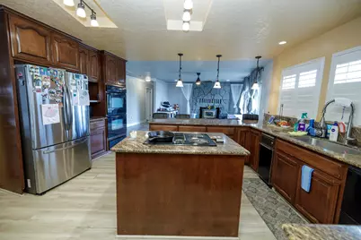 10606 Pioneer Avenue, Oakdale, CA 95361 - Photo 35