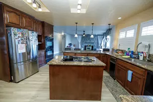 10606 Pioneer Ave, Oakdale, CA 95361 - Photo 35