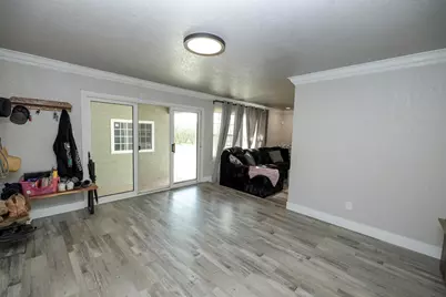 10606 Pioneer Avenue, Oakdale, CA 95361 - Photo 31