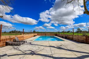 10606 Pioneer Ave, Oakdale, CA 95361 - Photo 13