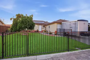 355 Harding Ave, Manteca, CA 95336 - Photo 1