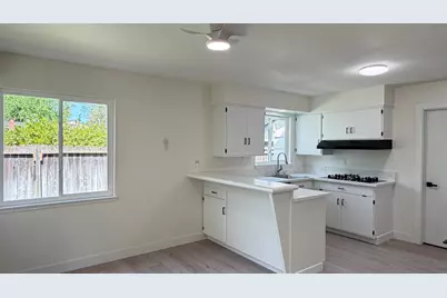 2032 Farnsworth Way, Rancho Cordova, CA 95670 - Photo 7