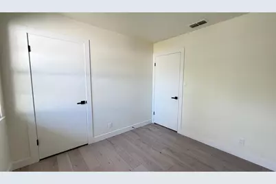 2032 Farnsworth Way, Rancho Cordova, CA 95670 - Photo 29