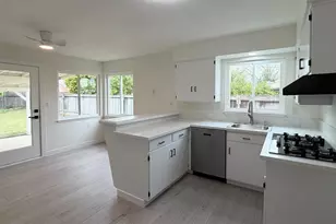 2032 Farnsworth Way, Rancho Cordova, CA 95670 - Photo 5