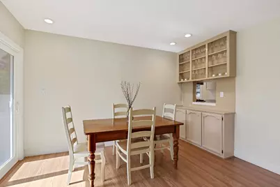 8688 Fruitwood Court, Fair Oaks, CA 95628 - Photo 9