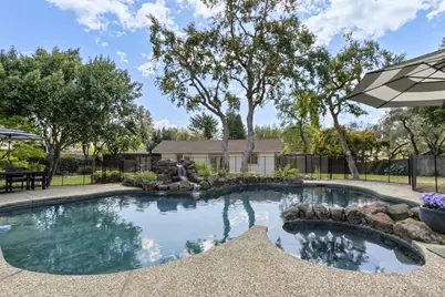 8688 Fruitwood Court, Fair Oaks, CA 95628 - Photo 51