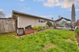 3500 Huntsman Dr, Sacramento, CA 95826 - Photo 25