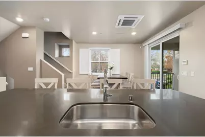 2211 3rd Street, Sacramento, CA 95818 - Photo 17