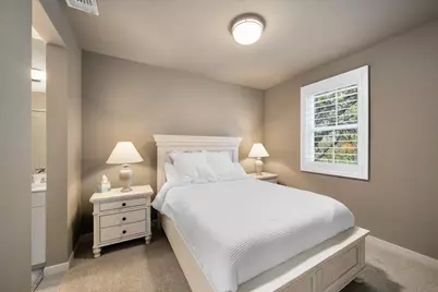 2211 3rd Street, Sacramento, CA 95818 - Photo 25