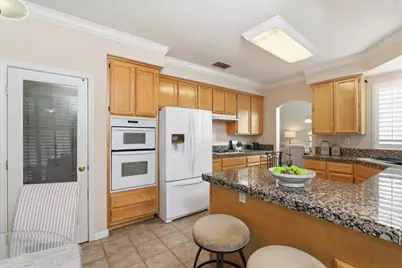 9528 Timber River Way, Elk Grove, CA 95624 - Photo 13