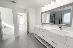 2724 Bertolani Cir, Elk Grove, CA 95758 - Photo 41