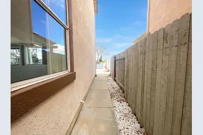 2724 Bertolani Circle, Elk Grove, CA 95758 - Photo 55