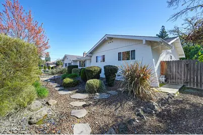 8355 Acorn Drive, Granite Bay, CA 95746 - Photo 5