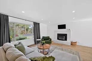 8355 Acorn Dr, Granite Bay, CA 95746 - Photo 9