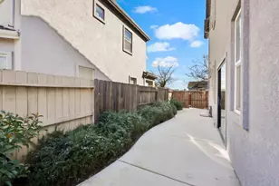 975 Briarwood Dr, Livingston, CA 95334 - Photo 27