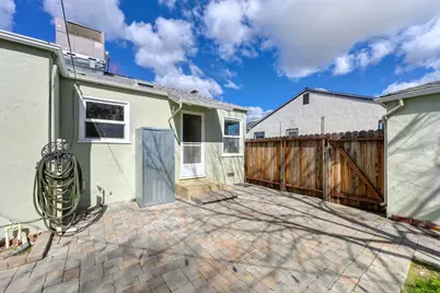 5614 7th Avenue, Sacramento, CA 95820 - Photo 31