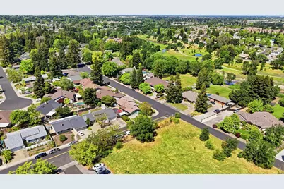 9130 Rancho Drive, Elk Grove, CA 95624 - Photo 57