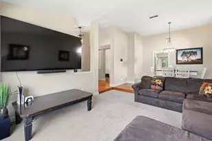 9260 Whittemore Dr, Elk Grove, CA 95624 - Photo 13