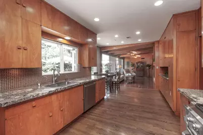 1060 W Monterey Avenue, Stockton, CA 95204 - Photo 27