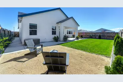 1097 Camarillo Drive, Roseville, CA 95747 - Photo 19