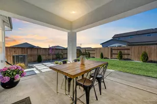 1097 Camarillo Dr, Roseville, CA 95747 - Photo 17