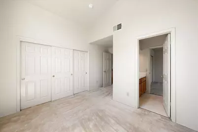8654 Bluefield Way, Sacramento, CA 95823 - Photo 43