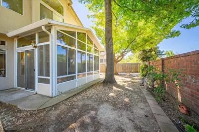 8654 Bluefield Way, Sacramento, CA 95823 - Photo 47
