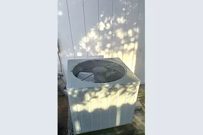 9112 Grove Street, Elk Grove, CA 95624 - Photo 15