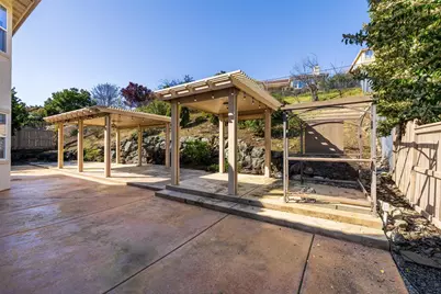 2100 Lamego Way, El Dorado Hills, CA 95762 - Photo 37