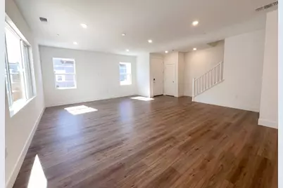 408 N Palm Springs Way, Tracy, CA 95391 - Photo 3