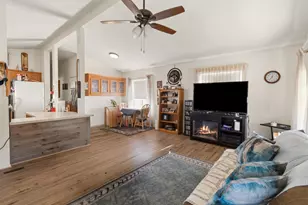 Lauppe Ln, Citrus Heights, CA 95621 - Photo 33