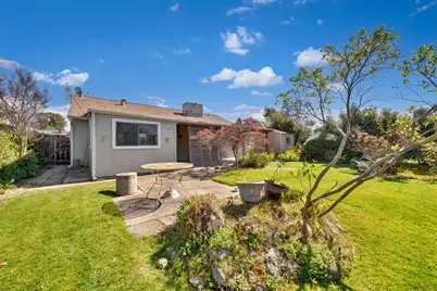 4980 Alcott Drive, Sacramento, CA 95820 - Photo 43