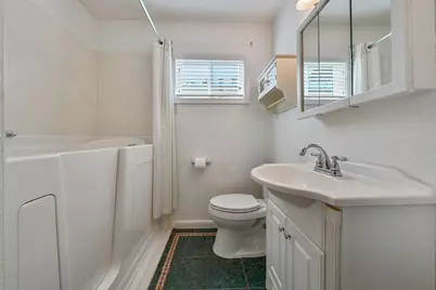 4980 Alcott Drive, Sacramento, CA 95820 - Photo 27